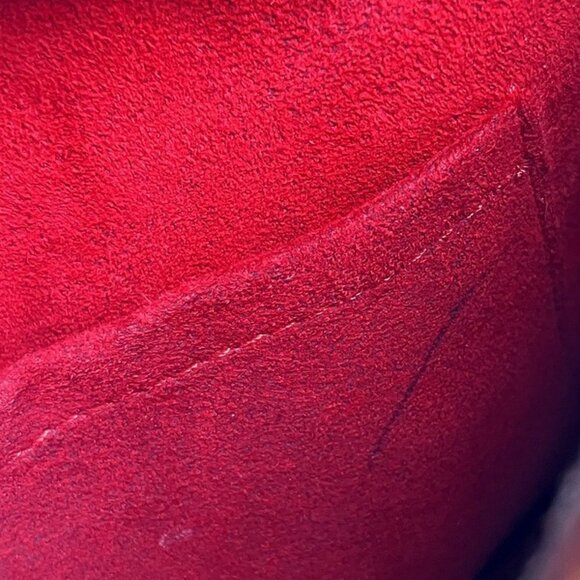 LOUIS VUITTON Brown Monogram Bag - Picture 8 of 9